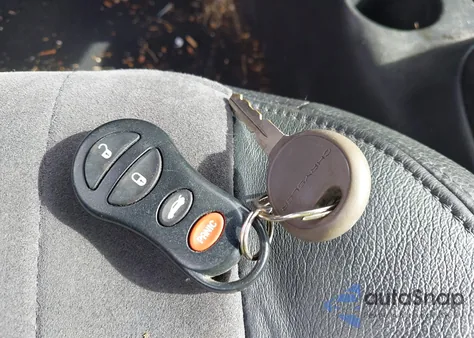 2005 Chrysler Sebring Touring z USA, uszkodzony, nr VIN 1C3EL55R35N507345